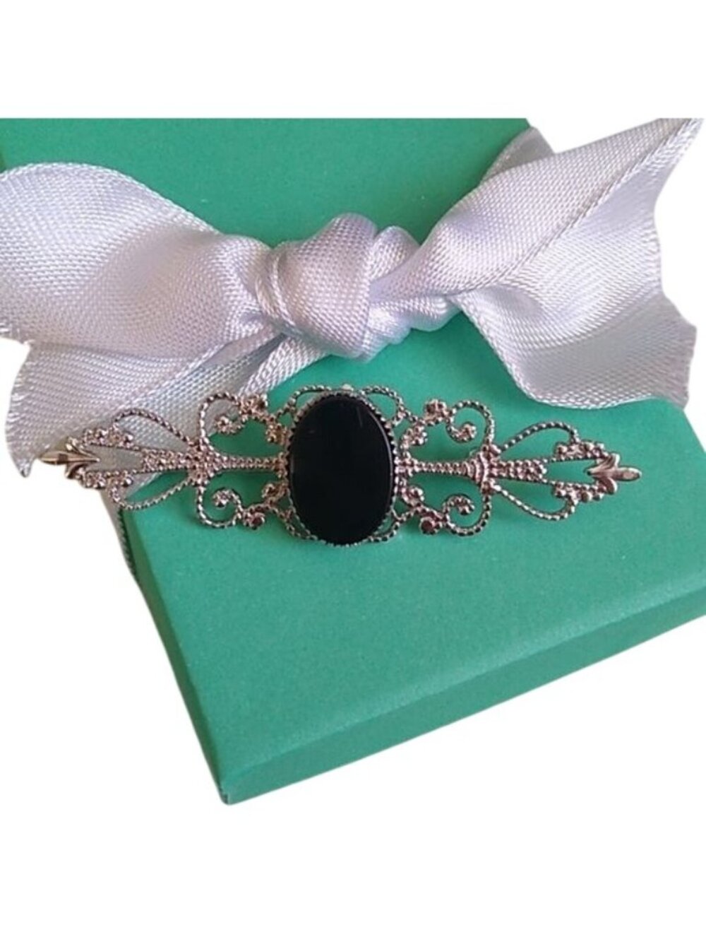 Beau 925 Sterling Silver and Onyx Filigree Brooch
